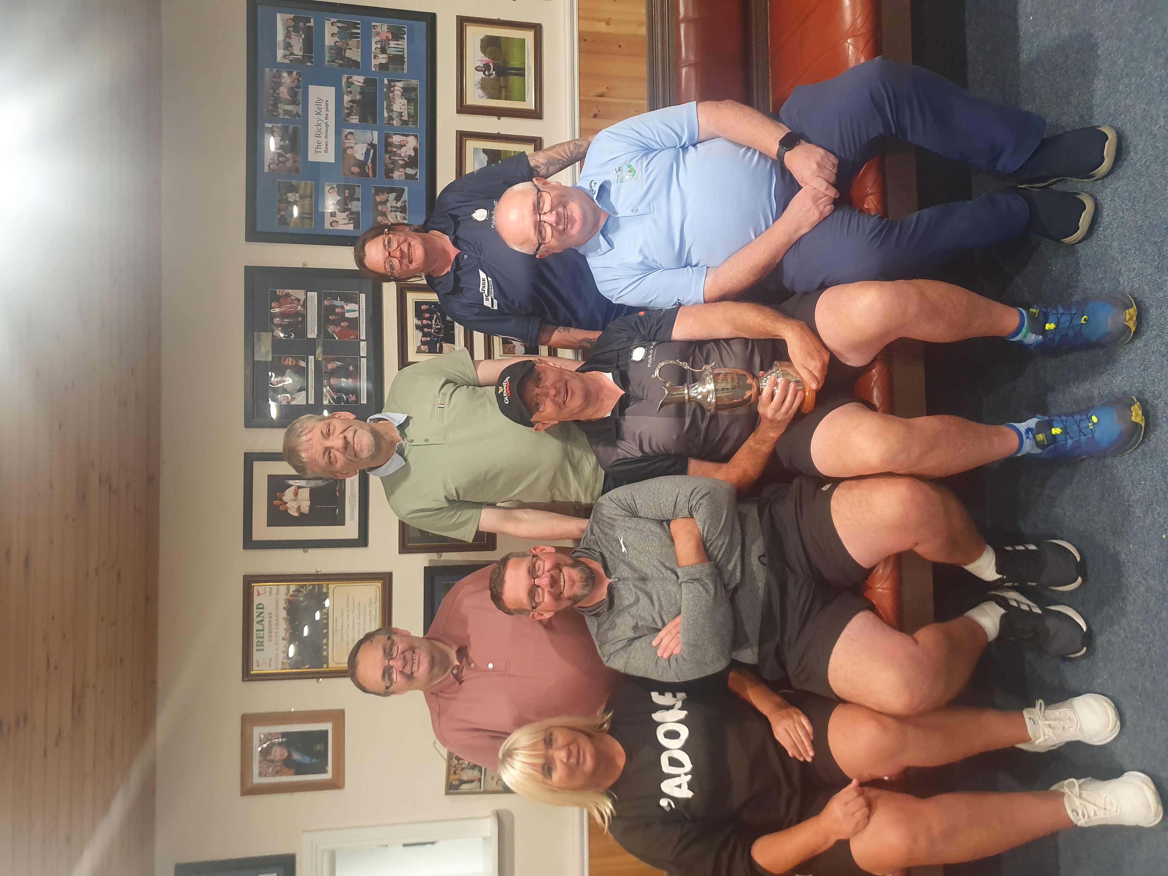 Sean Kelly (seated right) presenting his Chairman's Prize at the club's end of summer gathering on Friday August 28th last. Pictured include: Seated L to R: Jean O'Shea, Alan O'Sullivan and Denis Duggan (Winner). Standing L to R: Bobby Kelly, Gearóid Cronin and Eileen McCarthy.