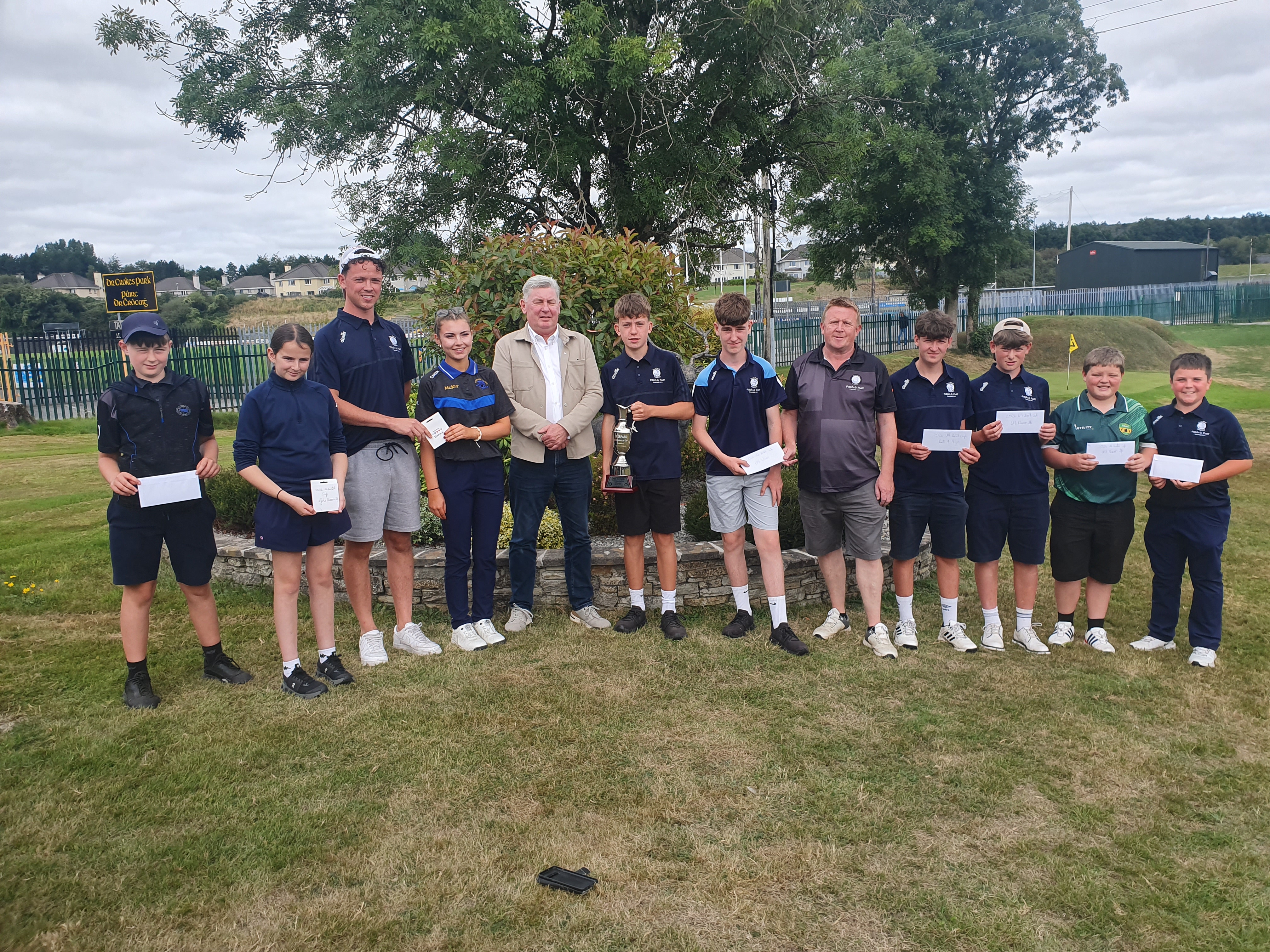 Johnny Courtney (The Victoria Killarney, Sponsor, fifth from left) presenting the prizes for the Deerpark U16 Scratch Cup which took place last Saturday along with the Club's U16 Officers Michael Cronin (third from left) and Niall O'Loughlin (fifth from the right). Pictured L to R: Colin Murphy, Mary Walsh (Listowel), Sarah Ryan (Tipp Hills), Daniel Quinlan (Overall Winner) Fionn McMonagle, Ben O'Sullivan, Fionn O'Callaghan, Joey Blake (Tralee) and Aodhan O'Halloran.